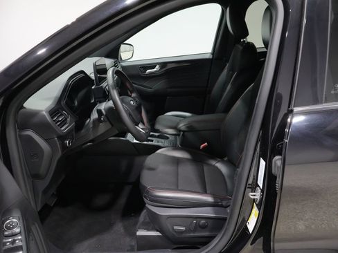 Used 2025 Ford Escape ST-Line AWD/4WD image 8