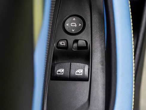 Used 2024 BMW M4 Coupe w/ Executive Package RWD image 37