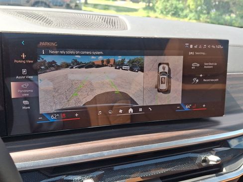 Used 2024 BMW X5 xDrive50e w/ Premium Package AWD/4WD image 27