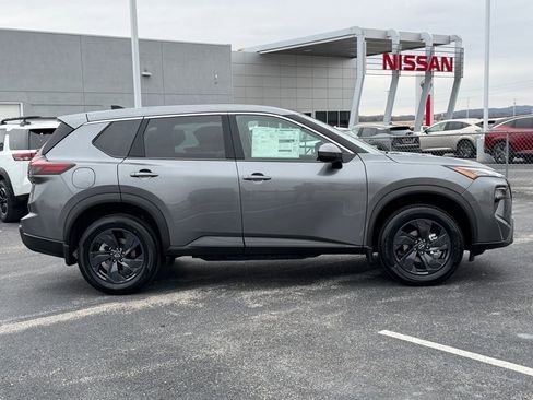 New 2026 Nissan Rogue SV w/ Cold Weather Package FWD image 3