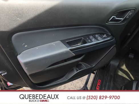 Used 2021 Chevrolet Colorado Z71 w/ Z71 Midnight Edition image 15