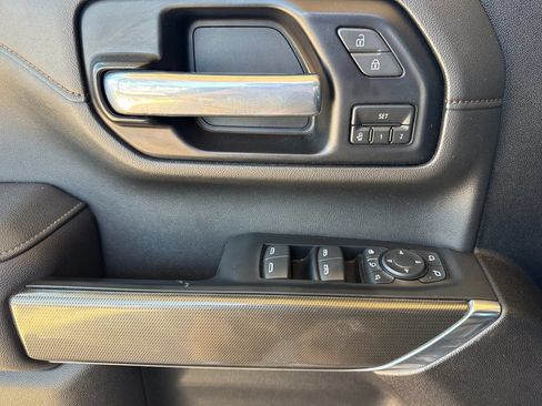 Certified 2022 GMC Sierra 2500 AT4 w/ AT4 Preferred Package AWD/4WD image 11