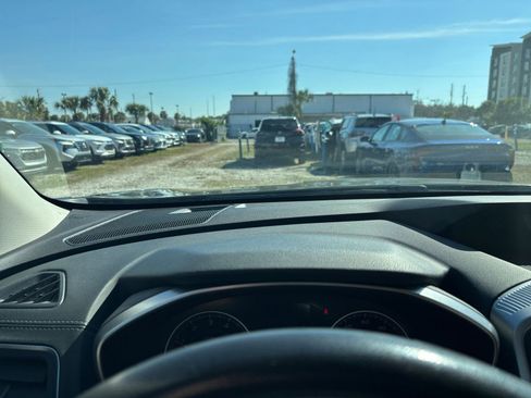 Used 2021 Subaru Ascent Premium w/ Convenience Package image 37