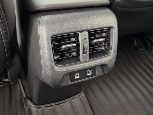 Used 2025 Acura ADX A-Spec image 32