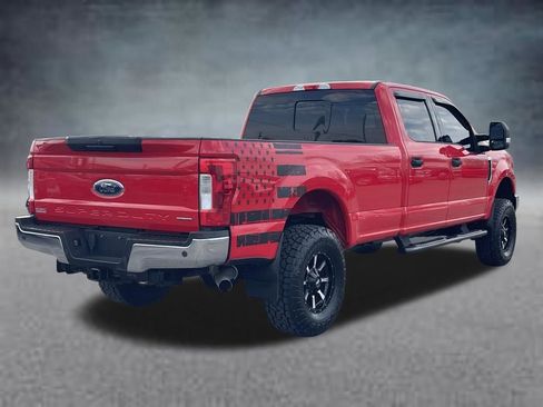 Used 2017 Ford F250 XLT w/ XLT Value Package image 3