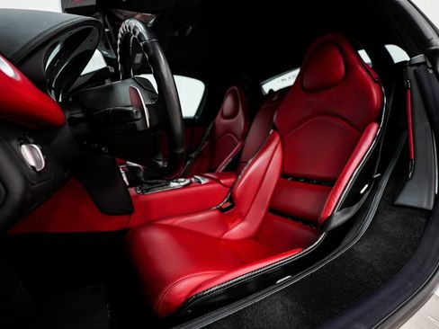 Used 2008 Mercedes-Benz SLR image 18