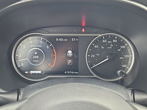 Used 2019 Nissan Kicks SV image 15