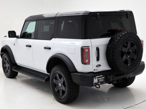 New 2025 Ford Bronco Outer Banks image 7