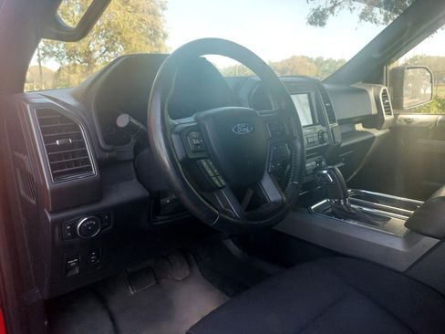 Used 2018 Ford F150 XLT w/ Equipment Group 302A Luxury image 12