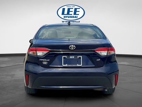 Used 2021 Toyota Corolla LE FWD image 5