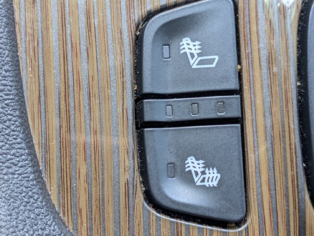 Used 2023 GMC Acadia SLE w/ Driver Convenience Package FWD image 24