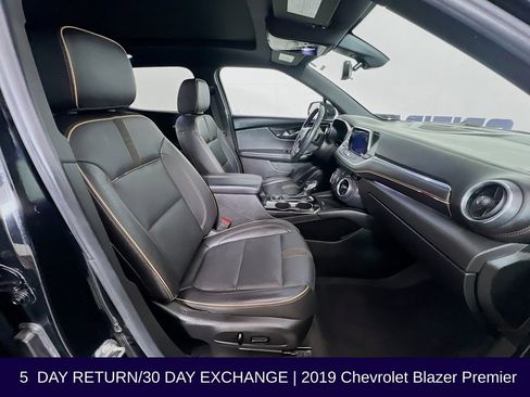 Used 2019 Chevrolet Blazer Premier w/ Sun and Wheels Package AWD/4WD image 34