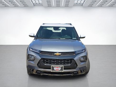 Used 2023 Chevrolet TrailBlazer ACTIV w/ Convenience Package FWD image 2