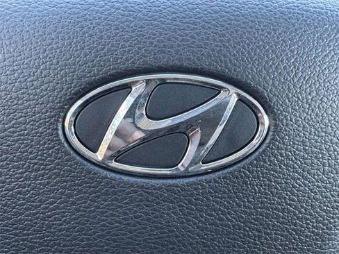 Used 2017 Hyundai Sonata SE image 27