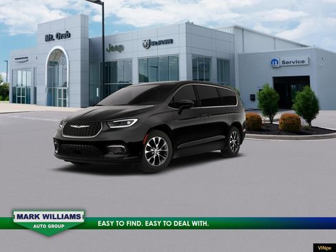 New 2026 Chrysler Pacifica Select image 1