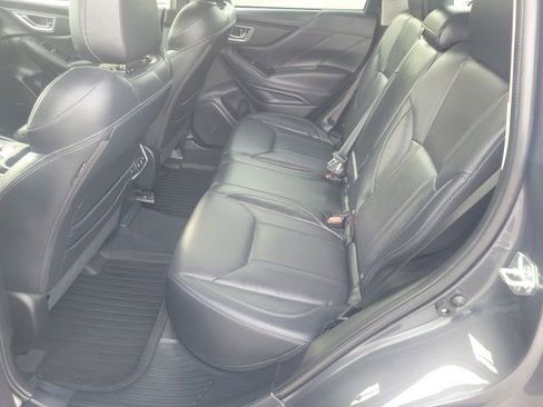 Used 2023 Subaru Forester Touring AWD/4WD image 13