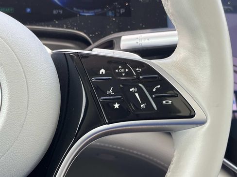 Certified 2023 Mercedes-Benz EQS 580 4MATIC SUV image 29