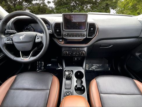 Certified 2024 Ford Bronco Sport Badlands w/ Premium Package image 7