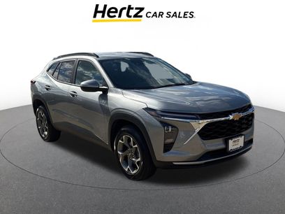 Used 2025 Chevrolet Trax LT