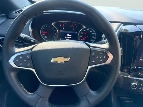 Used 2023 Chevrolet Traverse LT AWD/4WD image 22