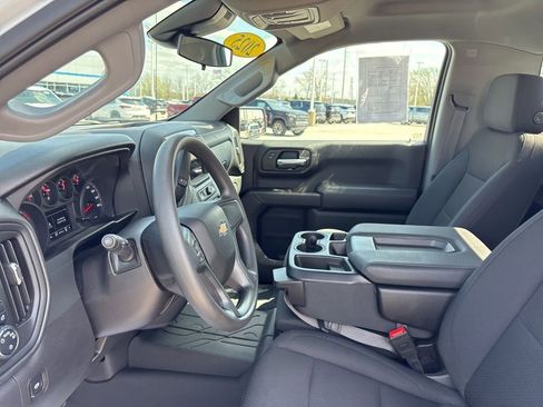 Used 2025 Chevrolet Silverado 1500 W/T w/ WT Value Package AWD/4WD image 12