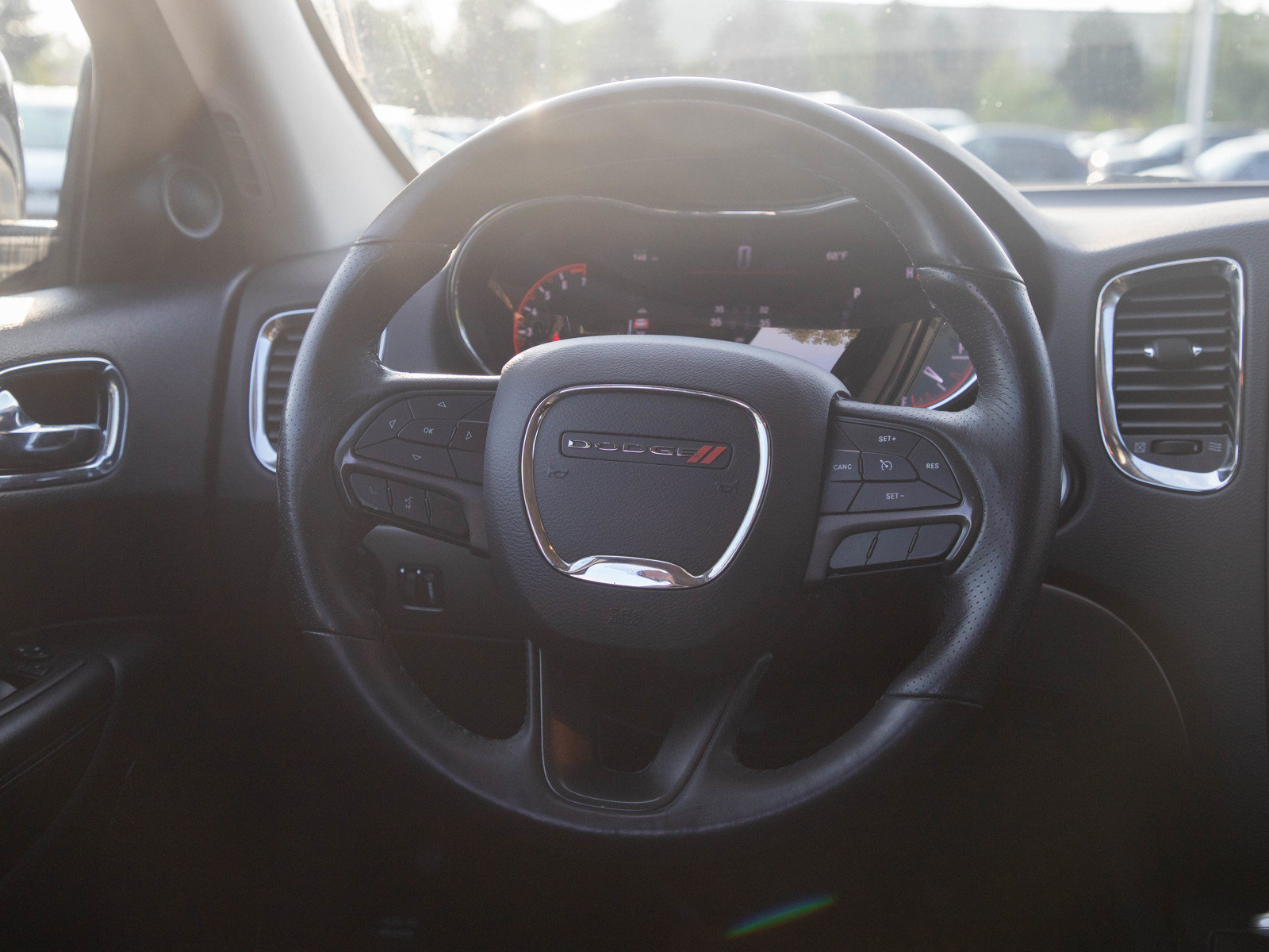 Used 2018 Dodge Durango SXT w/ Quick Order Package 2BB AWD/4WD image 18