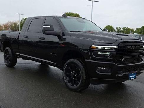 Used 2025 RAM 2500 Laramie w/ Night Edition AWD/4WD image 2