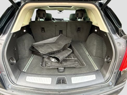 Used 2019 Cadillac XT5 Premium Luxury w/ LPO, Radiant Package image 27