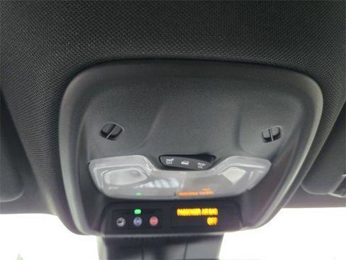 New 2026 GMC Canyon Elevation w/ Convenience Package image 20