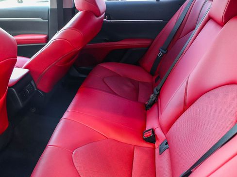 Used 2022 Toyota Camry XSE FWD image 21