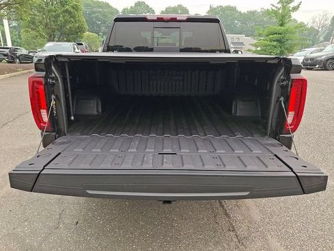 Used 2025 GMC Sierra 1500 AT4 w/ AT4 Premium Package AWD/4WD image 31