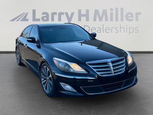 Used 2013 Hyundai Genesis 5.0 R-Spec image 8