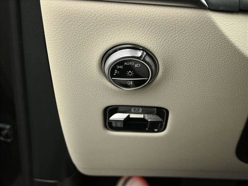 Certified 2026 Mercedes-Benz GLC 300 4MATIC image 10