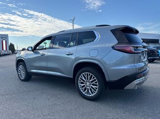 New 2026 GMC Acadia Denali w/ Super Cruise Package AWD/4WD video 3