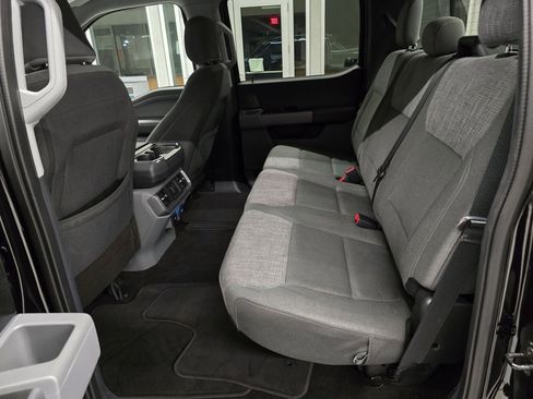 Used 2022 Ford F150 XLT w/ Equipment Group 302A High image 36