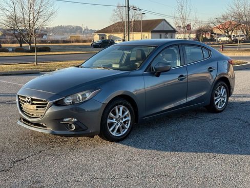 Used 2015 MAZDA MAZDA3 i Touring image 4