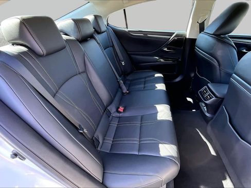 Certified 2024 Lexus ES 350 w/ Accessory Package (Z1) FWD image 19