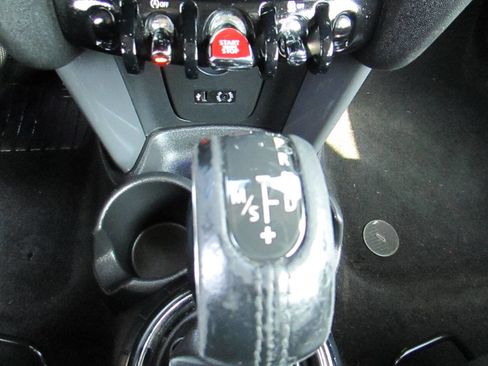 Used 2016 MINI Cooper 2-Door Hardtop image 13