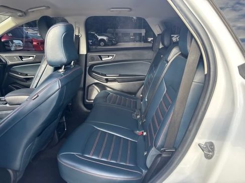 Used 2023 Ford Edge SEL w/ Sport Appearance Package AWD/4WD image 10