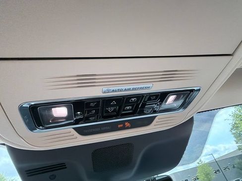 New 2027 Lincoln Navigator Reserve AWD/4WD image 28