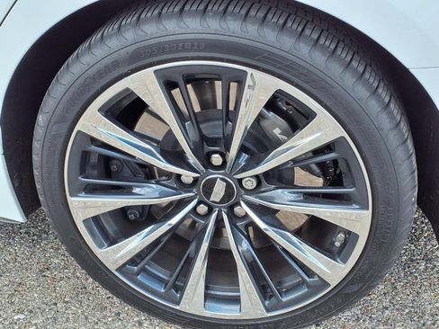 Used 2026 Cadillac CT5 V Blackwing w/ Carbon Fiber 2 Package RWD image 8
