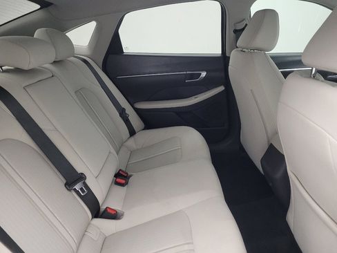 Used 2023 Hyundai Sonata SEL w/ Preferred Accessory Package FWD image 19