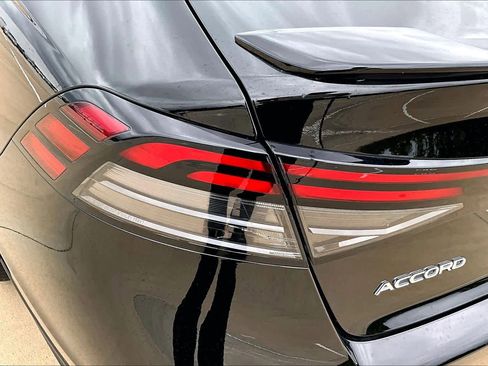 Used 2025 Honda Accord SE image 29