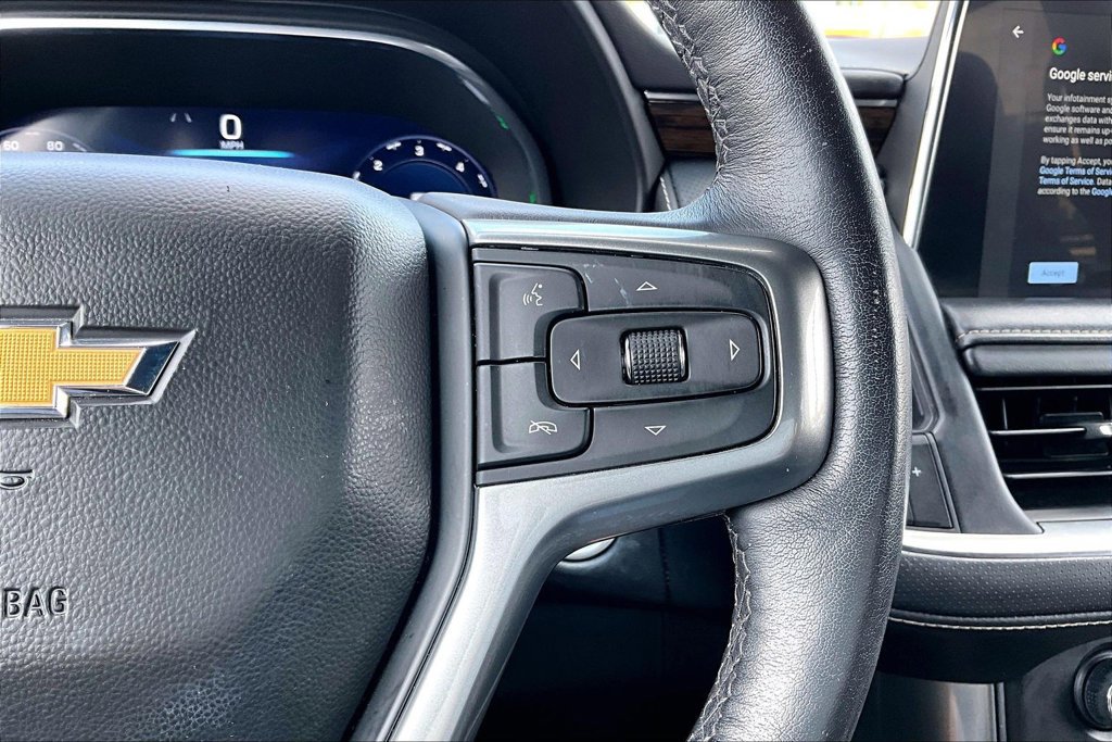 Used 2022 Chevrolet Suburban Premier AWD/4WD image 19