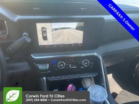 Used 2025 GMC Sierra 3500 Denali w/ Denali Reserve Package AWD/4WD image 3