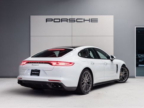 Certified 2023 Porsche Panamera 4 Platinum Edition AWD/4WD image 7