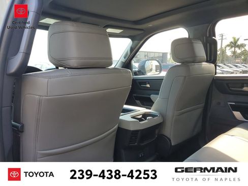 Used 2025 Toyota Tundra Limited AWD/4WD image 21