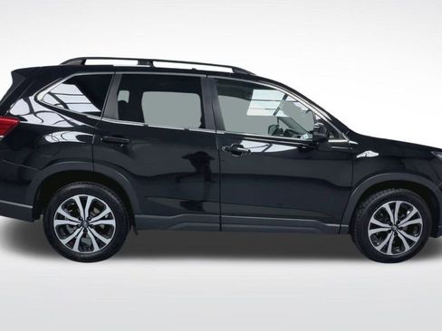 Used 2019 Subaru Forester Limited image 24