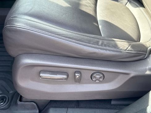 Used 2023 Honda Odyssey Touring image 12