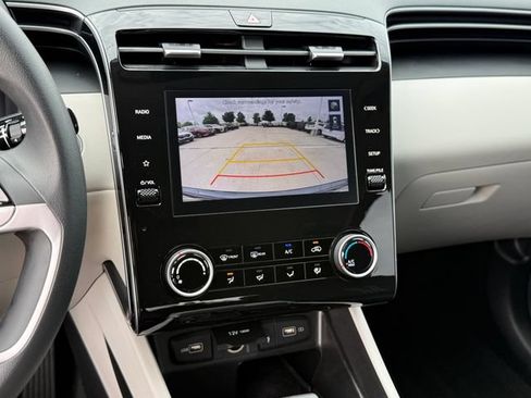 Used 2023 Hyundai Tucson SEL w/ Cargo Package AWD/4WD image 18